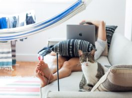 tips to manage remote employees