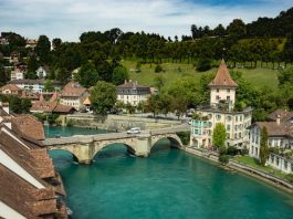 how to get job in switzerland