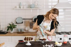 chocolate-themed-kitchen-kit-gift-for-winter-chocolate-party